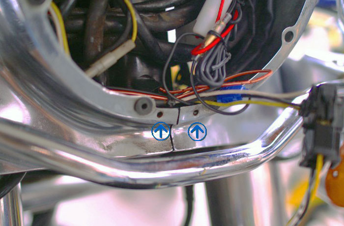 ハーレー FLHR ロードキング　ハンドル位置調整（ハンドル調整が終了したら分解と逆の手順で組み付ける）