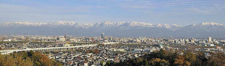 剱岳の展望が素晴らしい立山連峰ギャラリー