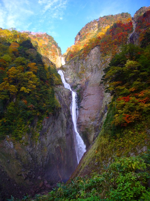 2010年10月23日　紅葉時期の称名滝