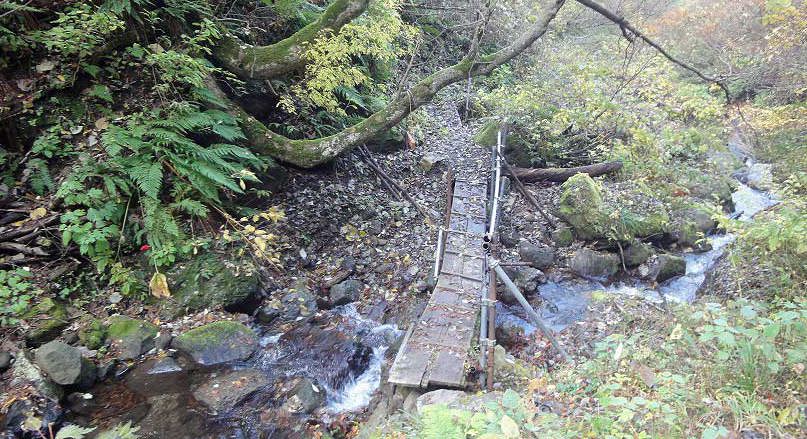 富山の滝37選　三段の滝・牛嶽ふるさと歩道