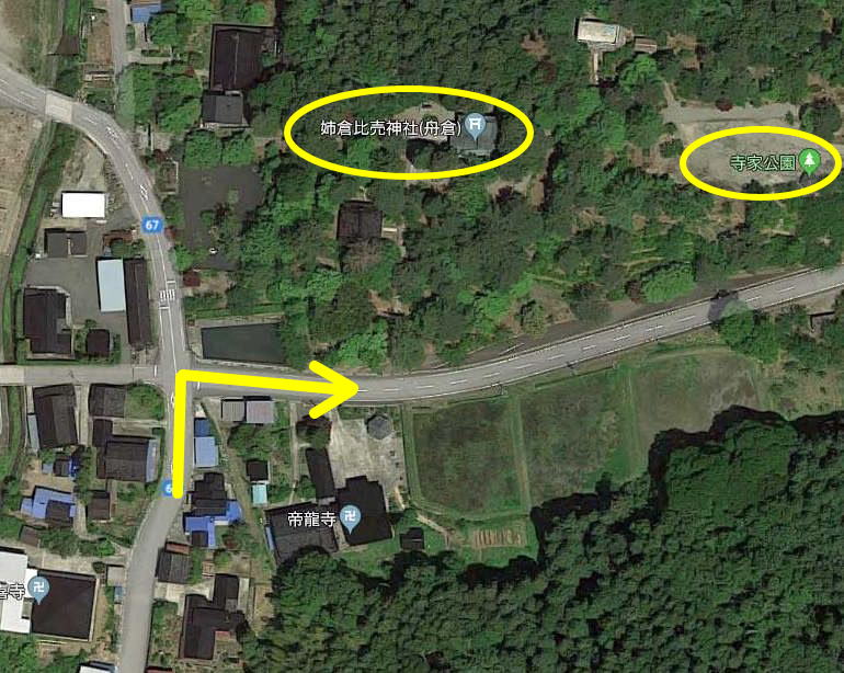 写真紹介より、富山県道67号線　寺家公園十字路のマップ